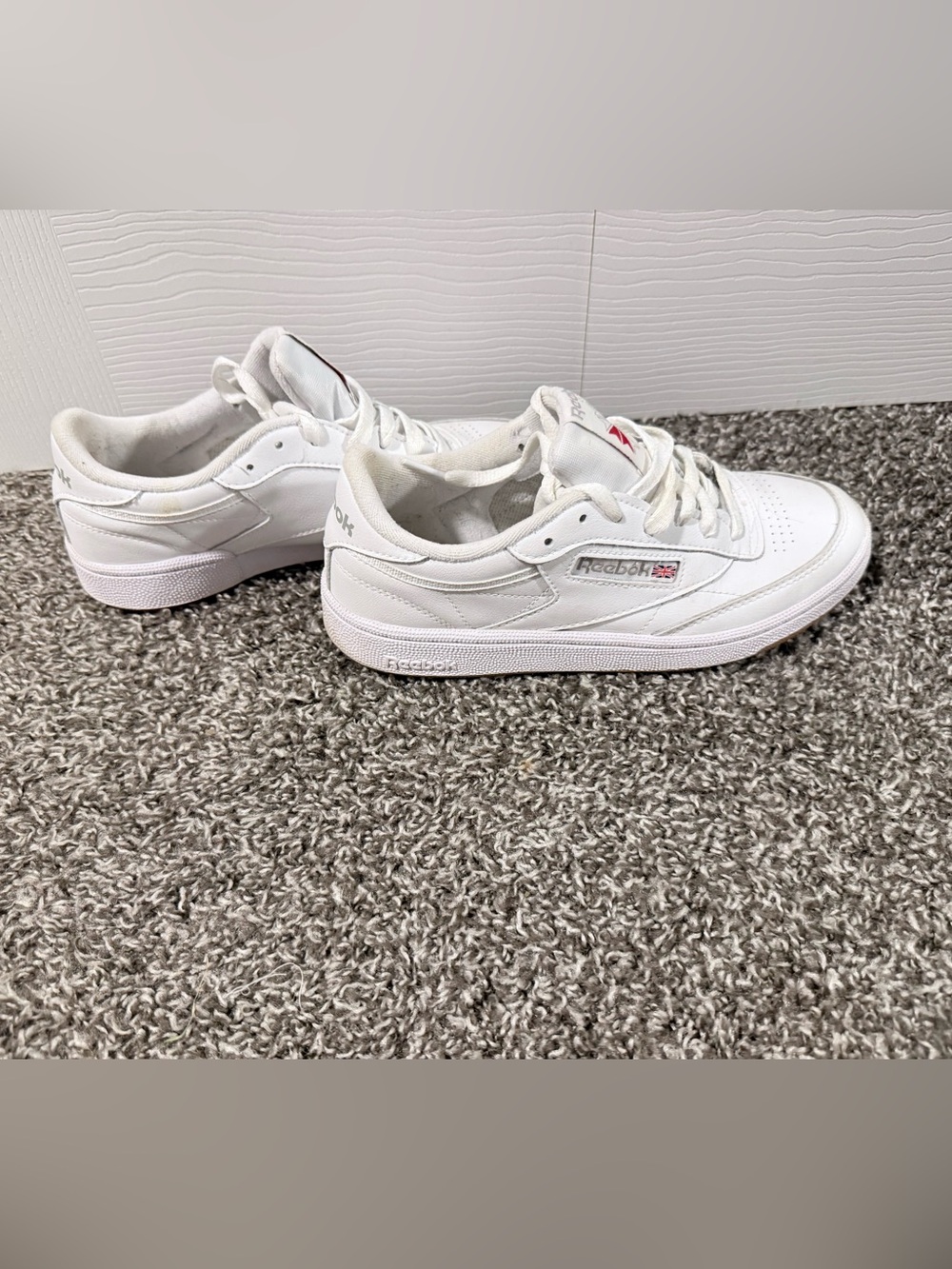 Women’s Reebok Club C size 7